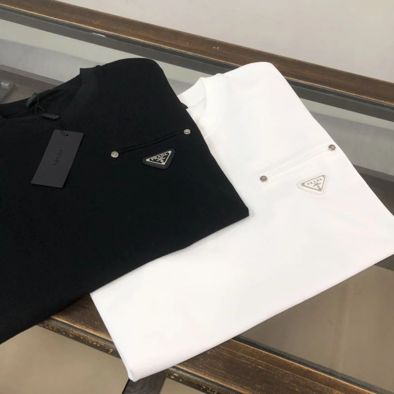 Prada T-Shirts Lightweight 171502