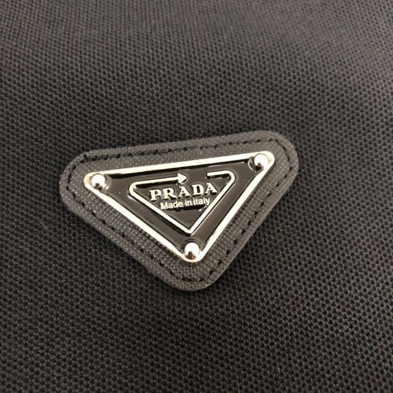 Premium Prada T-Shirts 171497