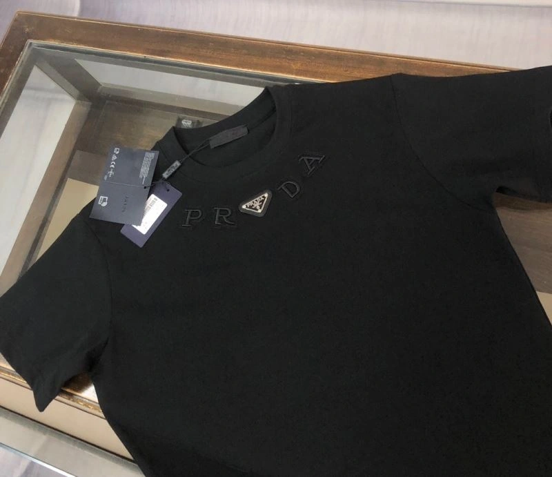 Prada T-Shirts Affordable 171489
