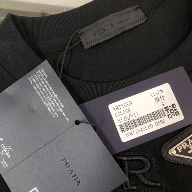 Prada T-Shirts Affordable 171489