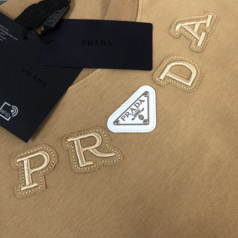 Prada T-Shirts Trendy 171487