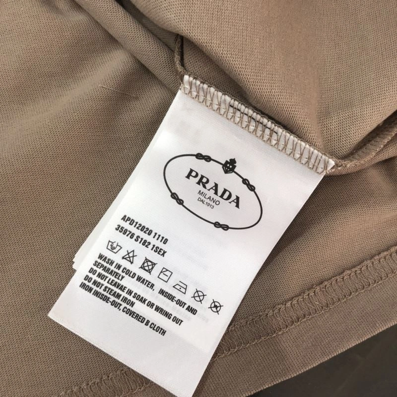 Prada T-Shirts Affordable 171480