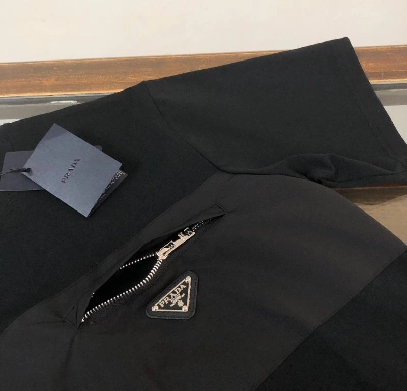 Prada T-Shirts Attractive 171528