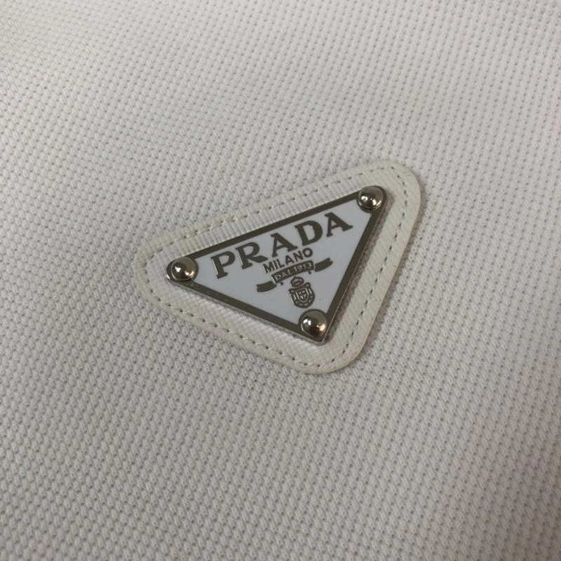 ComfortFit Prada T-Shirts 171477