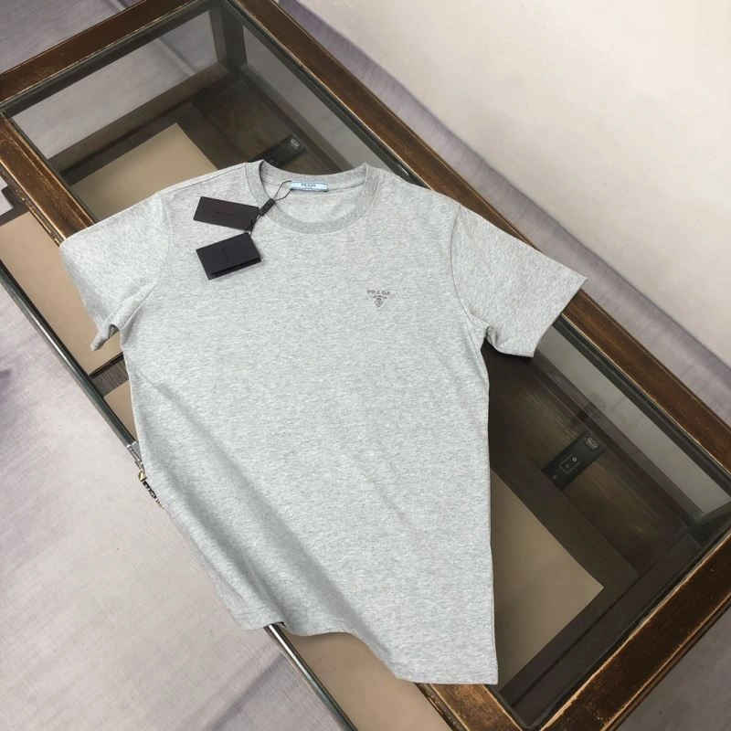 Trendsetting Prada T-Shirts 171474