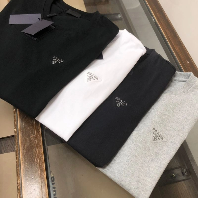 Trendsetting Prada T-Shirts 171474