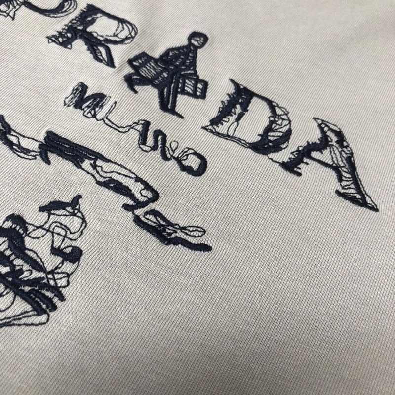 Chic Prada T-Shirts 171471