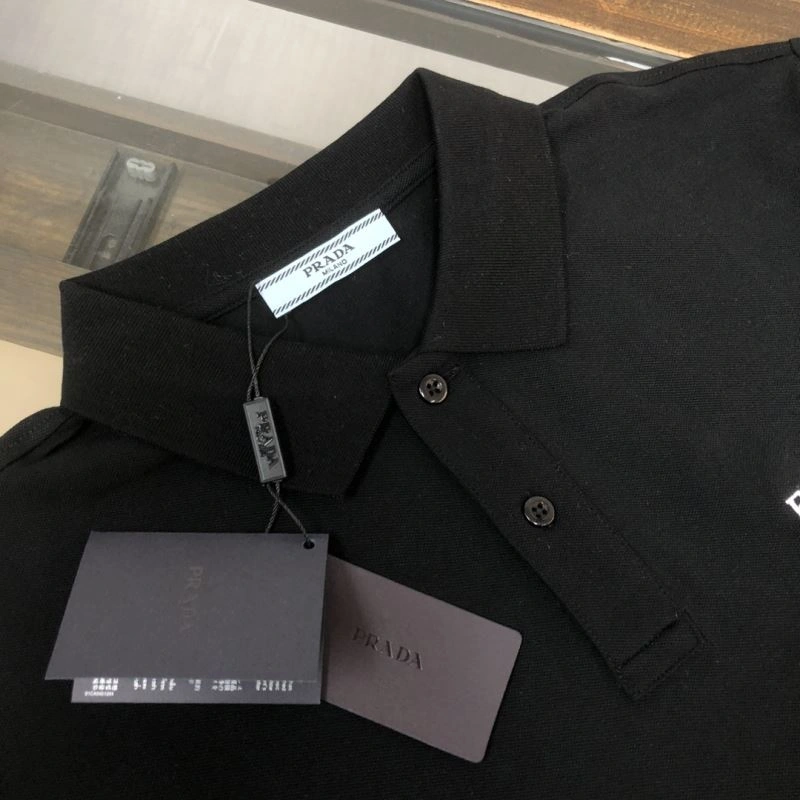 Timeless Prada T-Shirts 171491