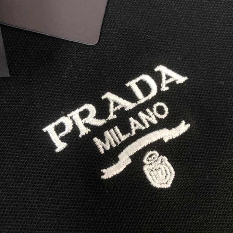 Timeless Prada T-Shirts 171491