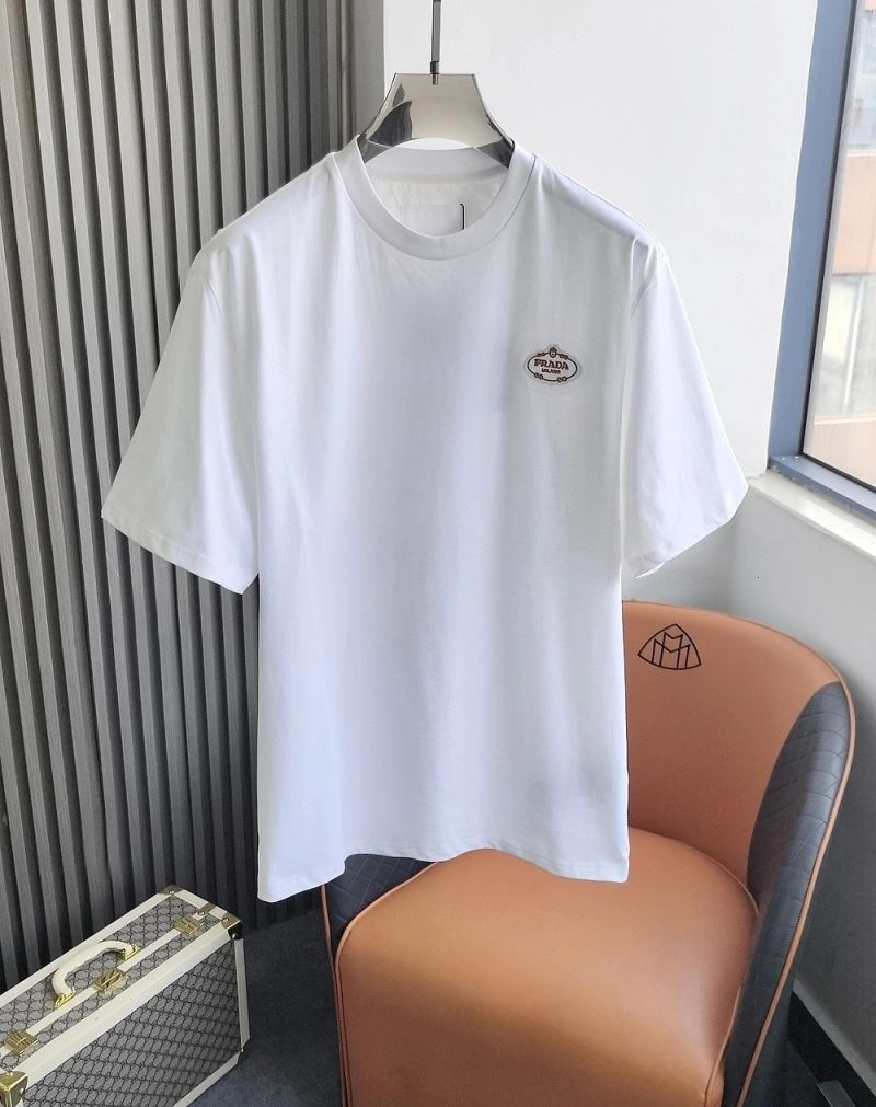 Classic Prada T-Shirts 171457