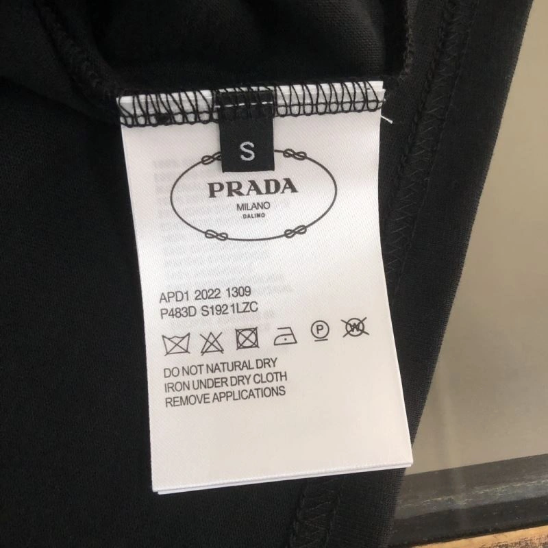 Compact Prada T-Shirts 171452