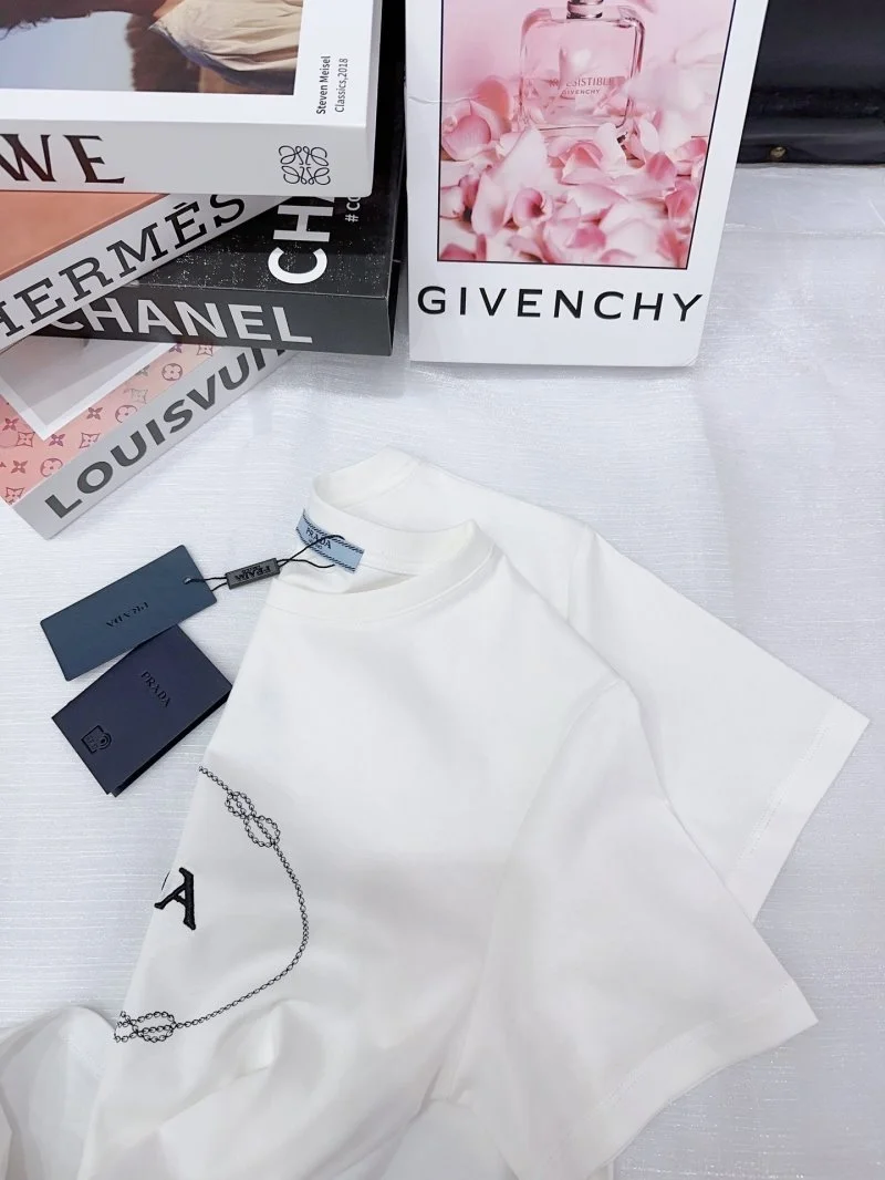 Prada T-Shirts Lightweight 166206