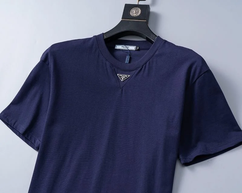 Prada T-Shirts Trendsetting 165595