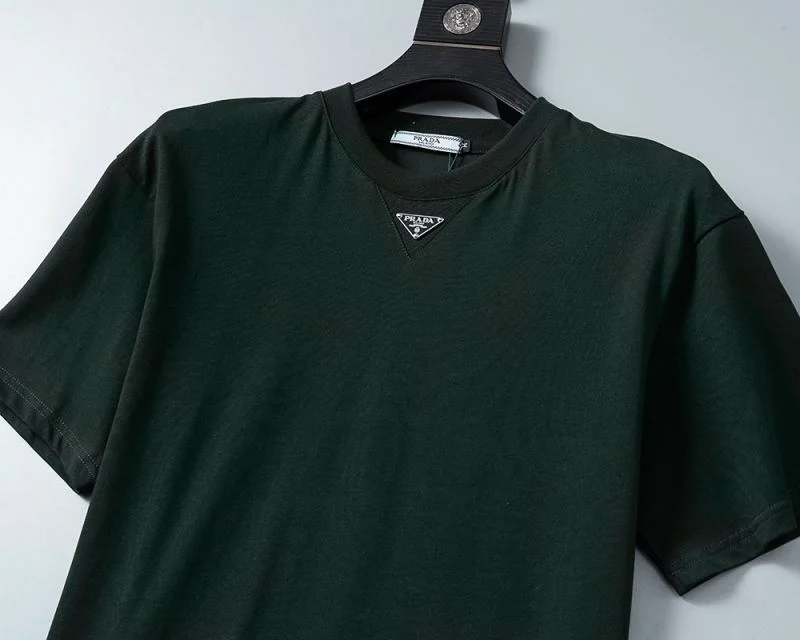 Prada T-Shirts Trendsetting 165595