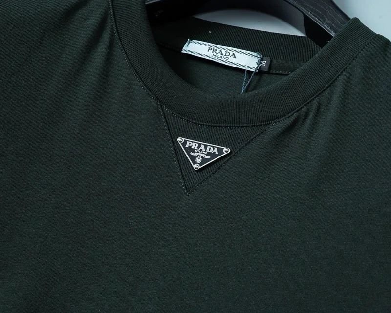 Prada T-Shirts Trendsetting 165595