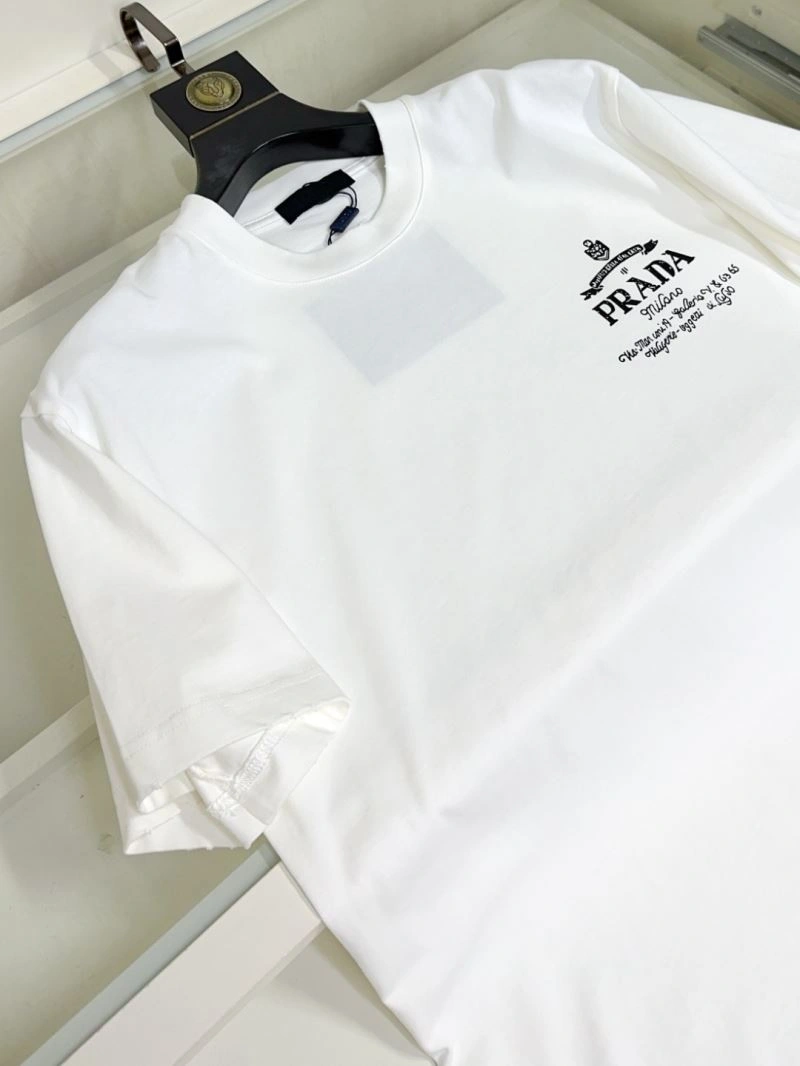 Prada T-Shirts Stylish 170691