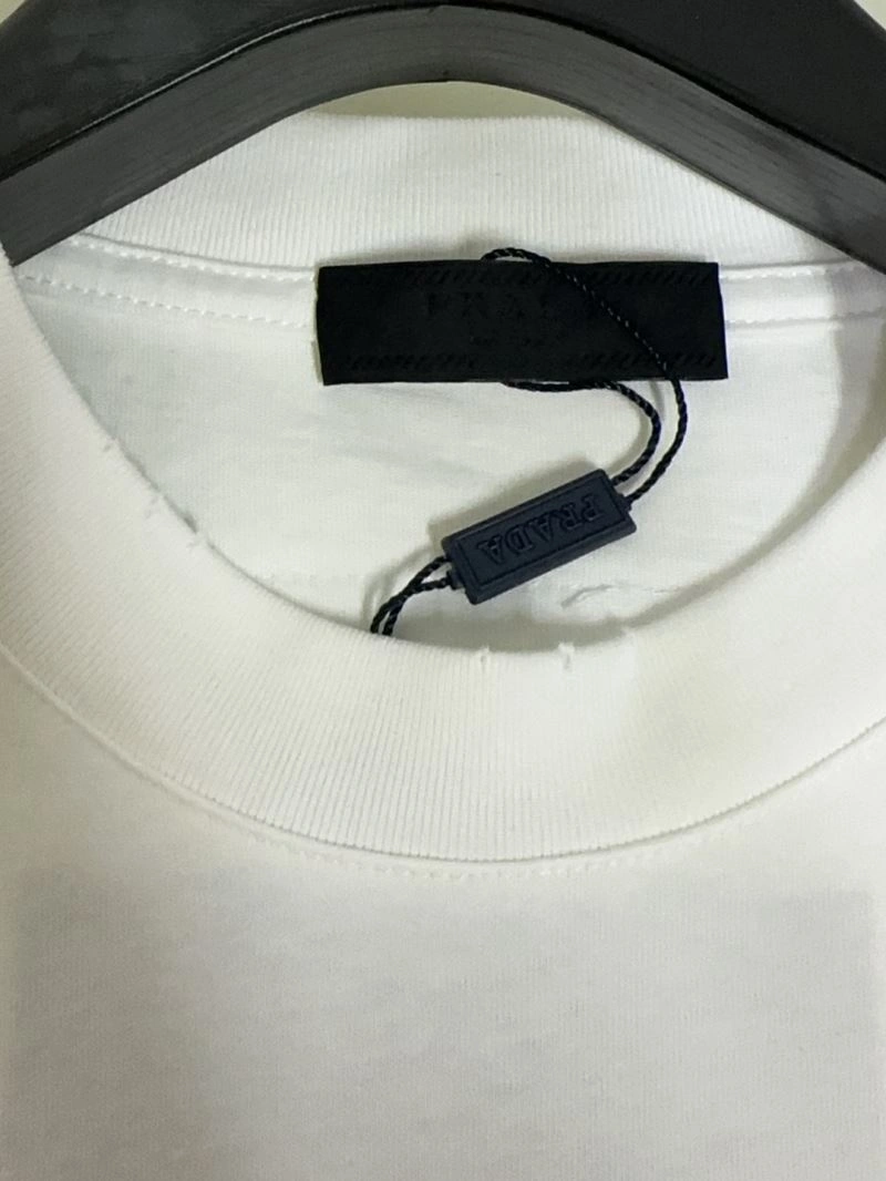Prada T-Shirts Stylish 170691