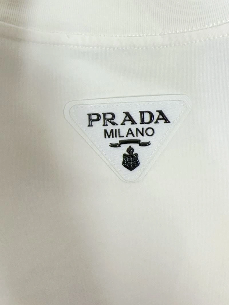 Prada T-Shirts Stylish 170691