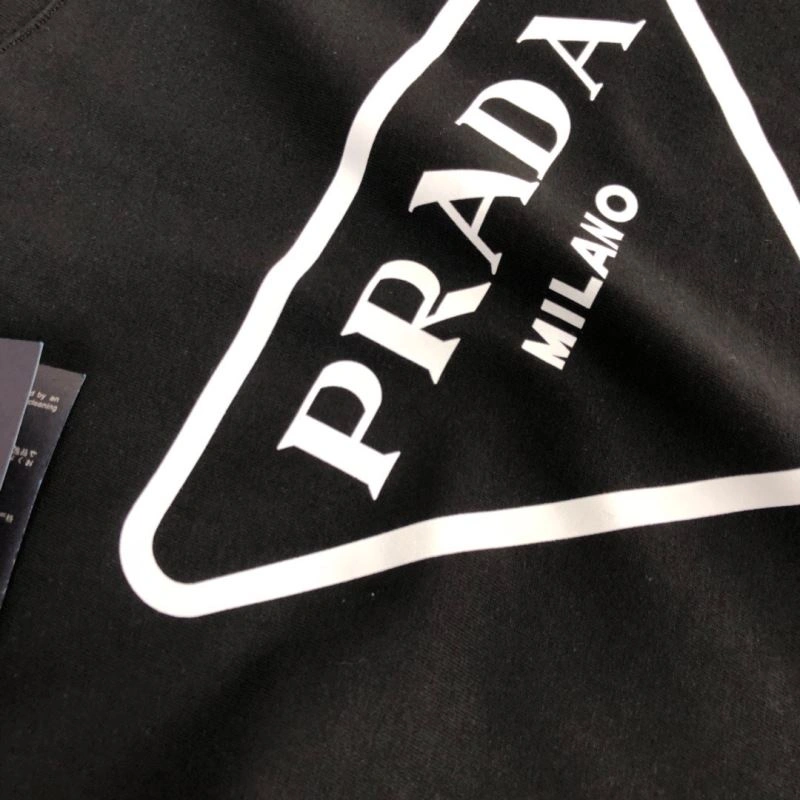 Durable Prada T-Shirts 170658