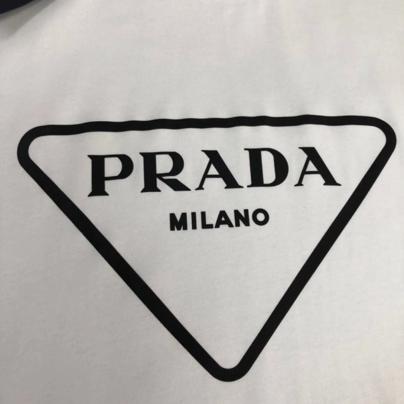 SmoothTexture Prada T-Shirts 170657