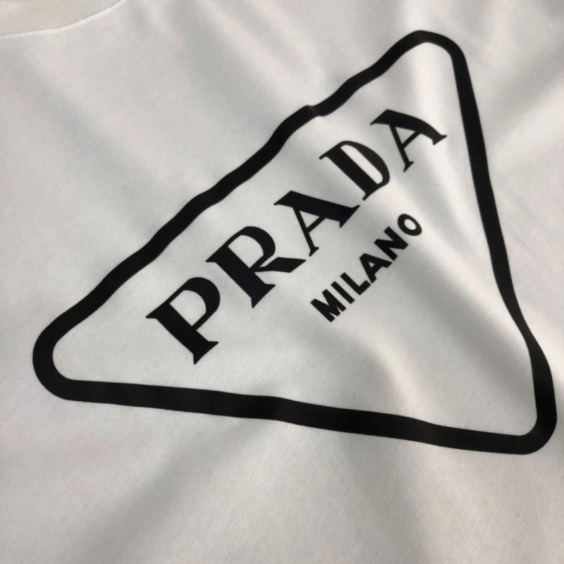 SmoothTexture Prada T-Shirts 170657