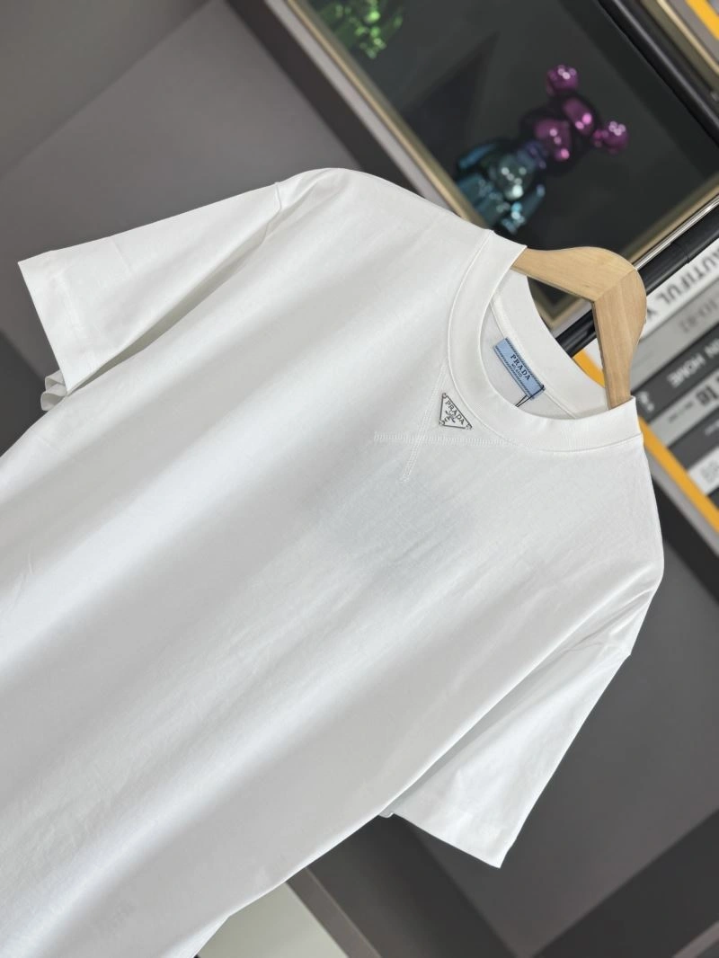 HighPerformance Prada T-Shirts 170647