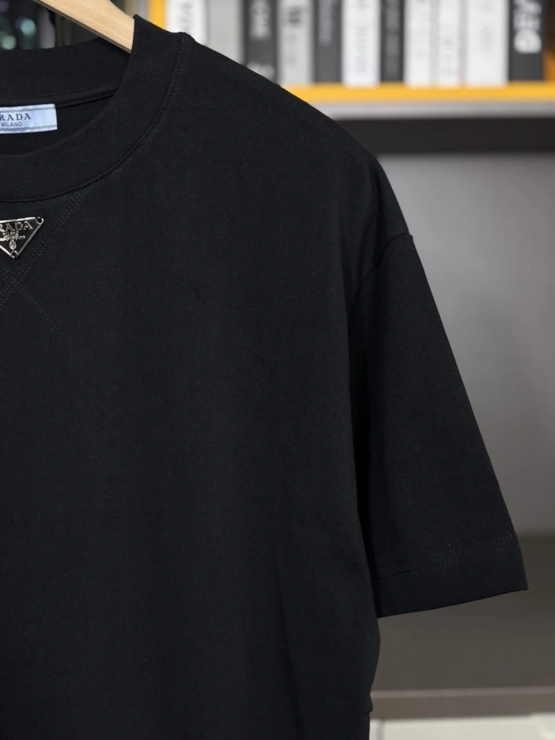 Prada T-Shirts Durable 170646