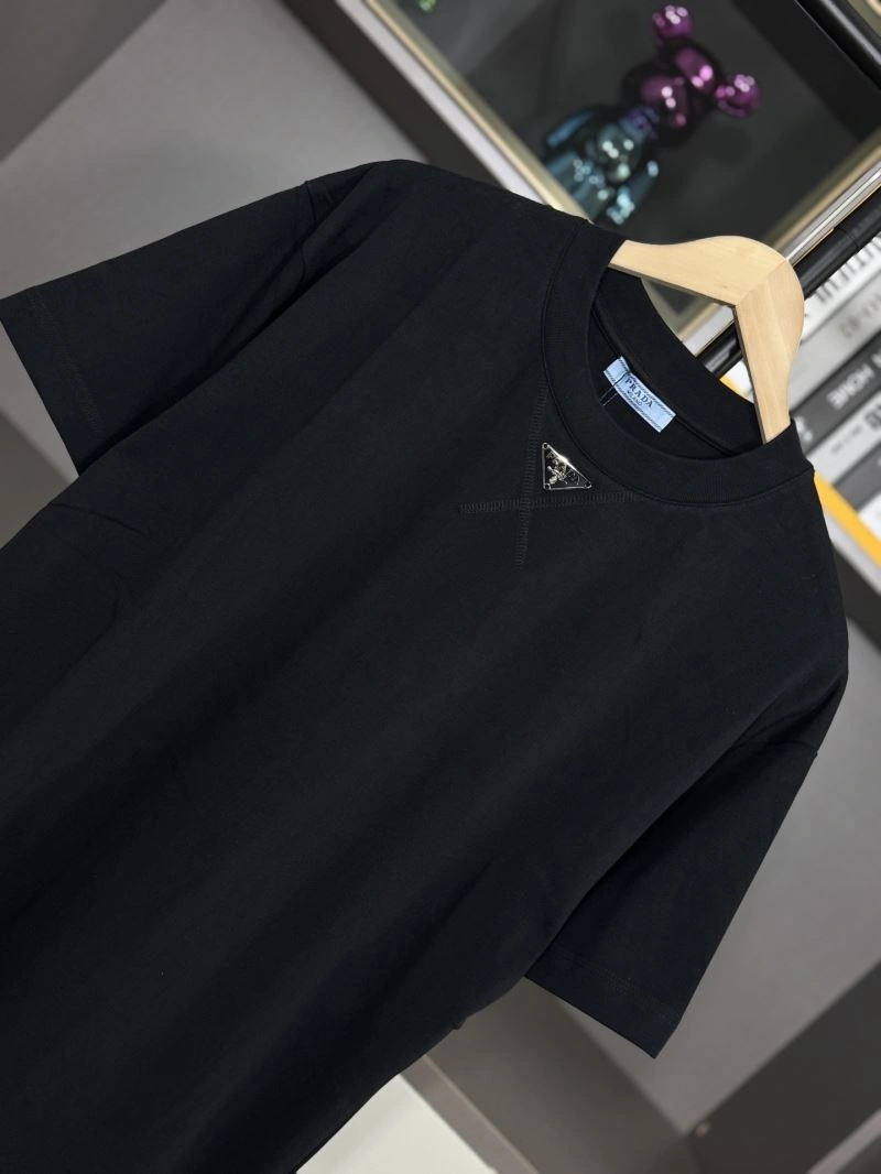 Prada T-Shirts Durable 170646