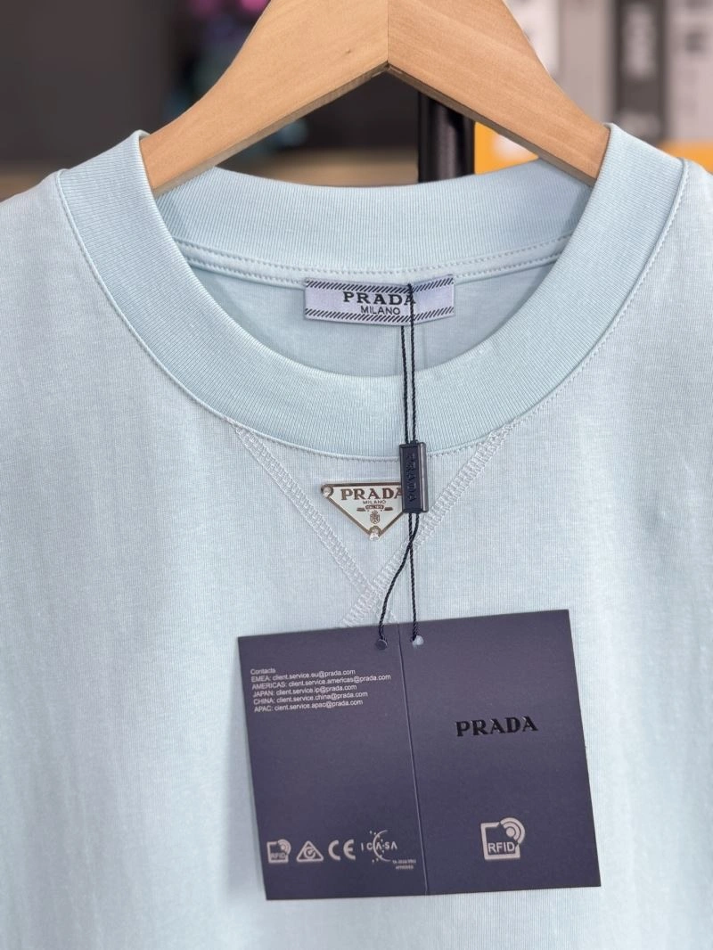 Prada T-Shirts GoAnywhere 170650