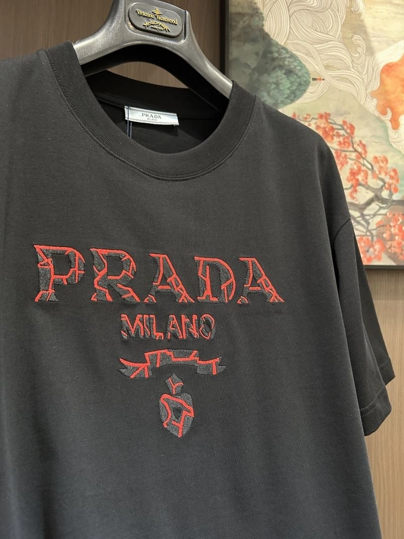 Prada T-Shirts Seasonal 170636