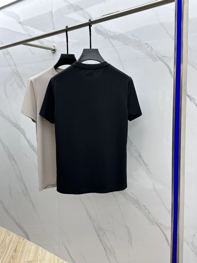 Prada T-Shirts TimelessDesign 170634