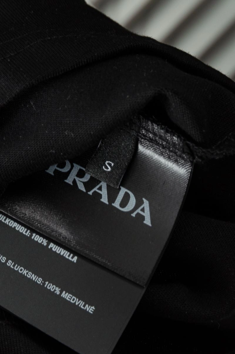 Prada T-Shirts WellDesigned 170685