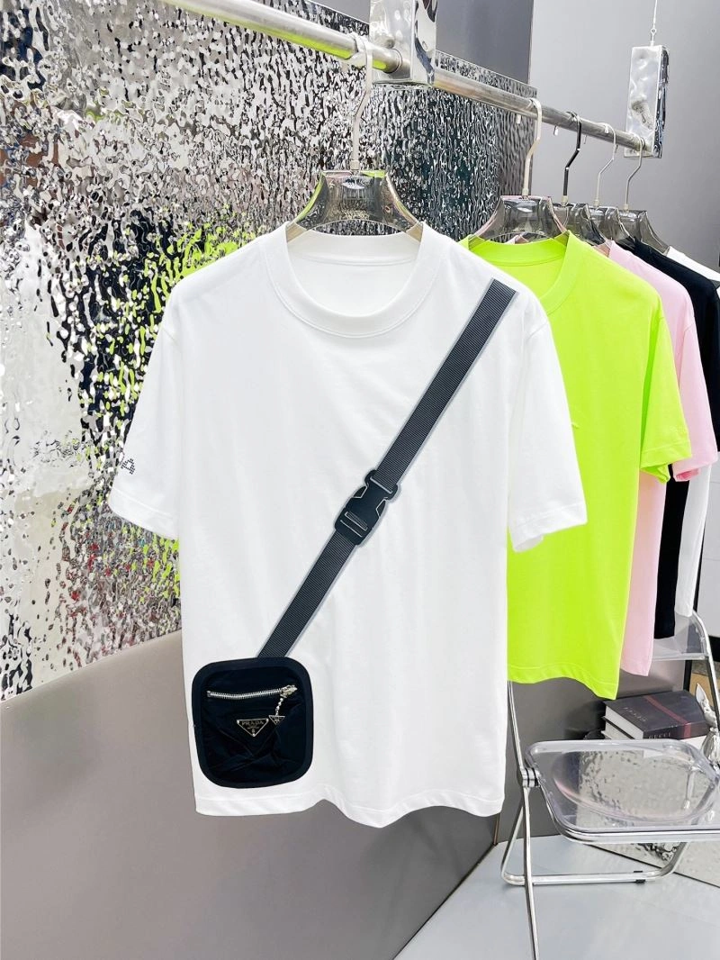 Reliable Prada T-Shirts 170601