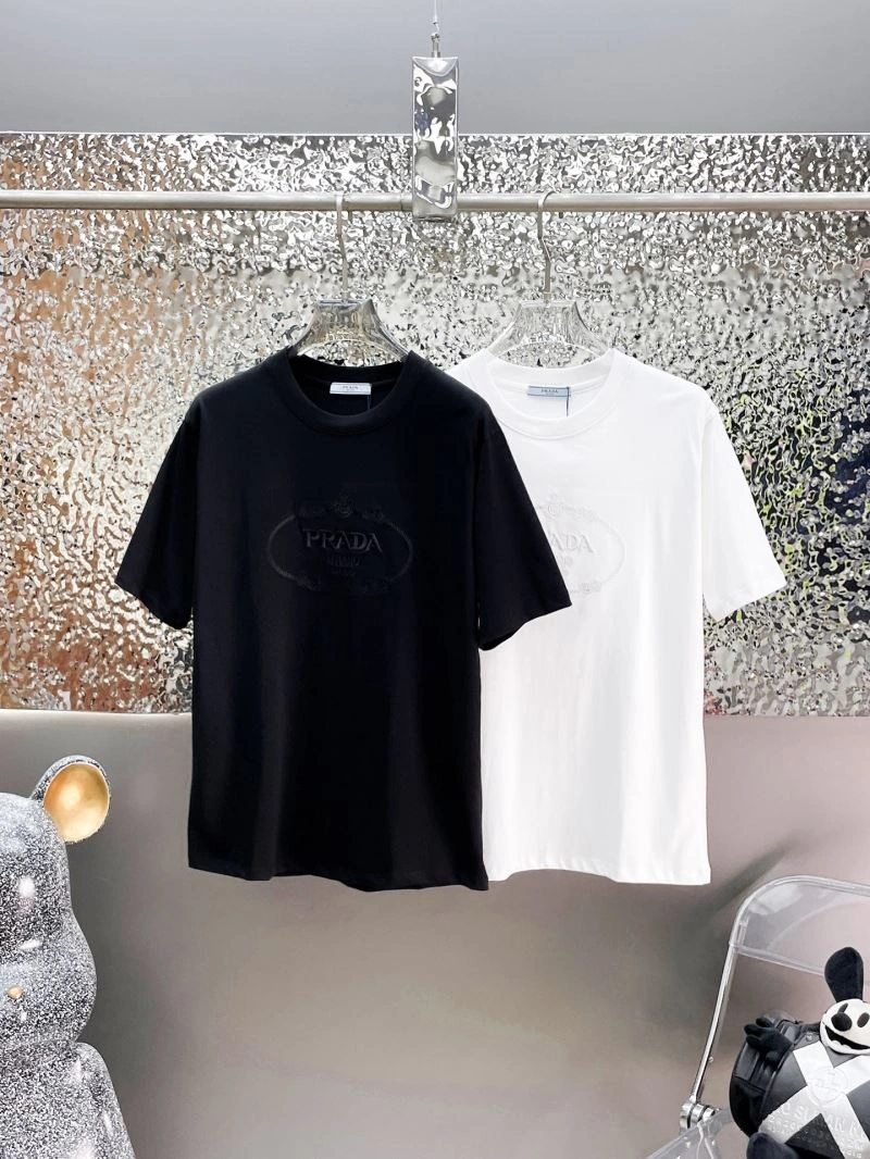 Contemporary Prada T-Shirts 170583