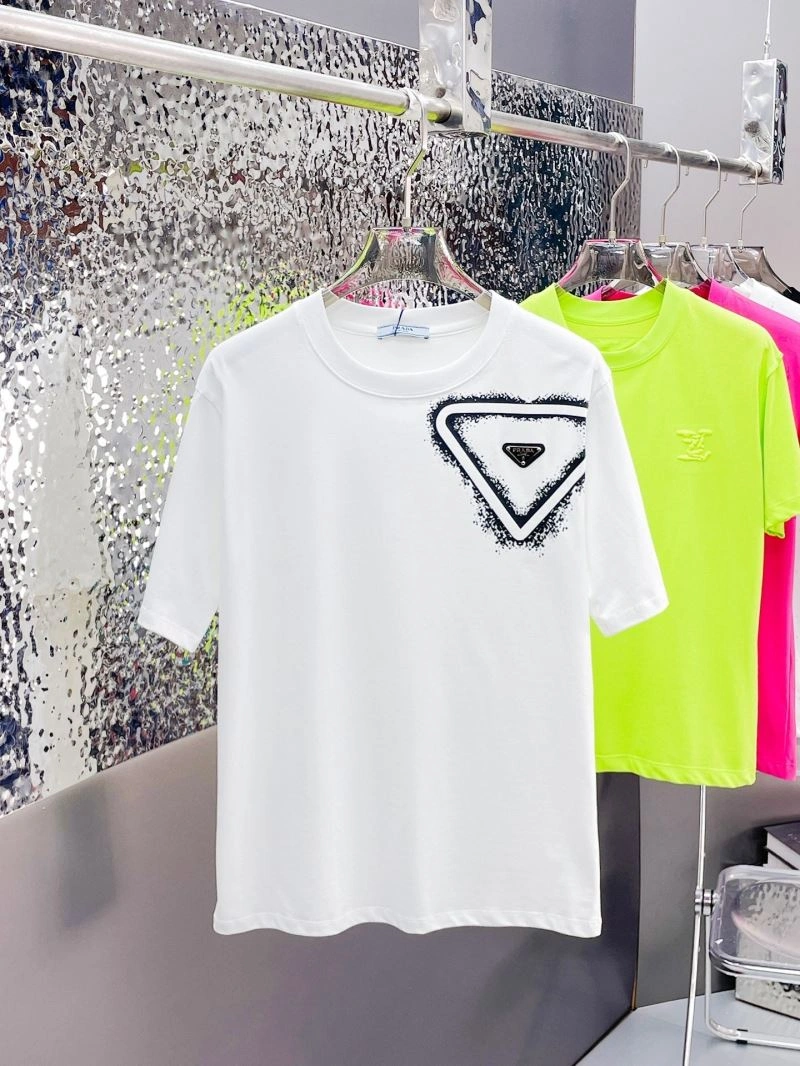 SmoothTexture Prada T-Shirts 170616
