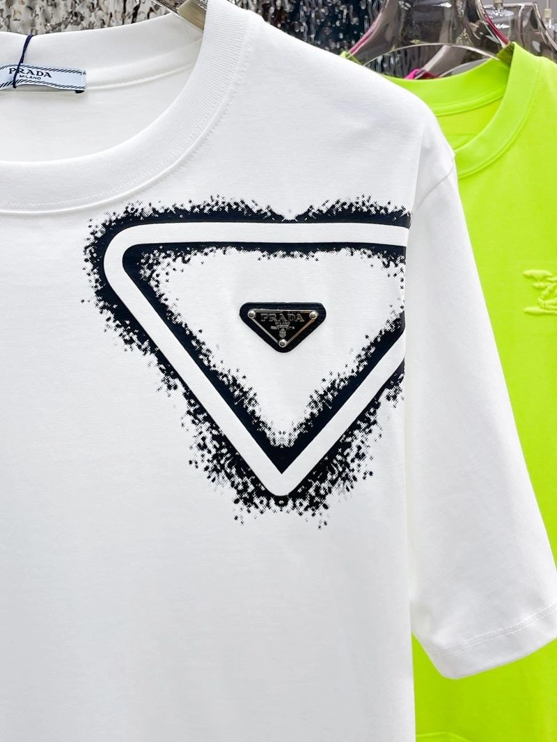 SmoothTexture Prada T-Shirts 170616