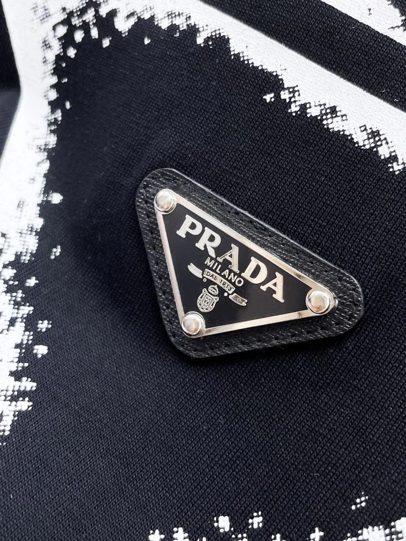 HighPerformance Prada T-Shirts 170579