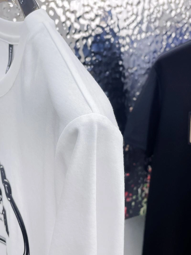 Prada T-Shirts MoistureWicking 170574