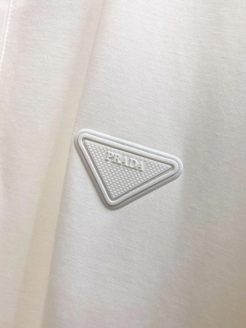 Compact Prada T-Shirts 170575
