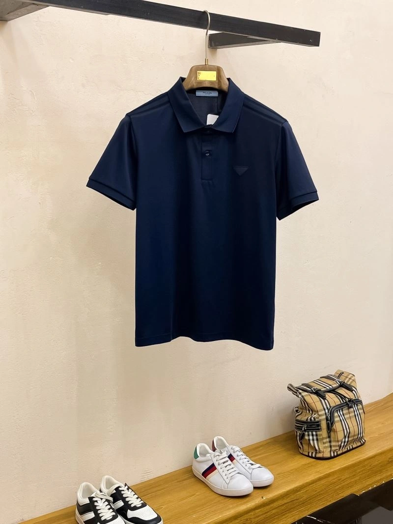 Prada T-Shirts UrbanStyle 170577