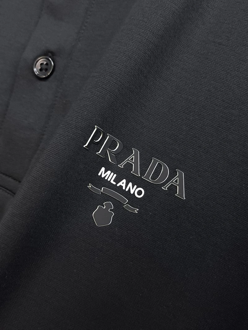 Prada T-Shirts UrbanStyle 170598