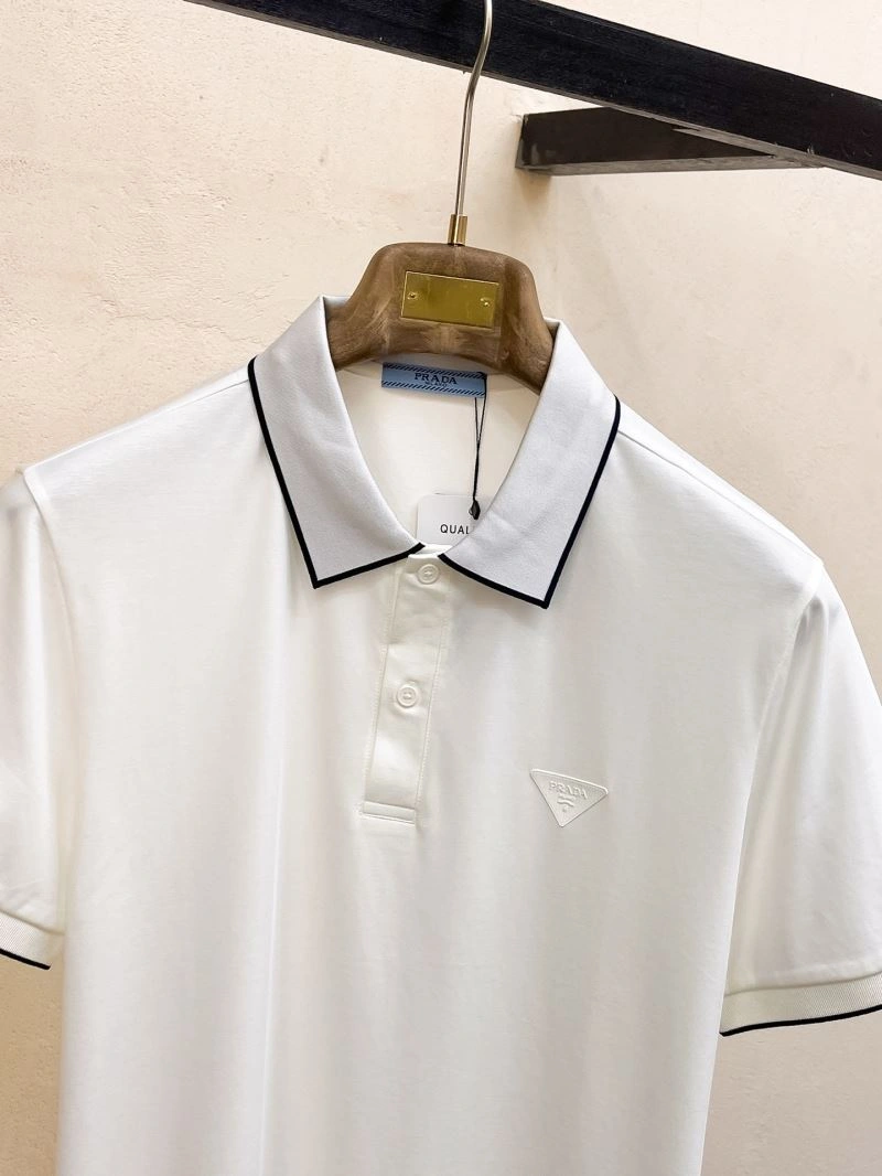 Versatile Prada T-Shirts 170565