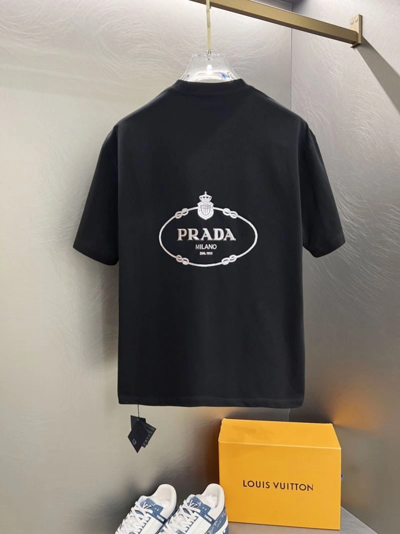 Prada T-Shirts Affordable 170558