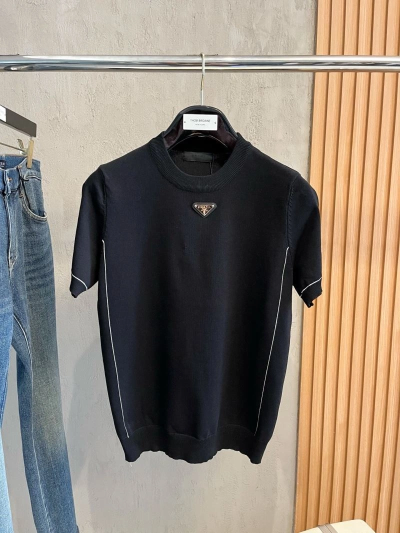 Flexible Prada T-Shirts 170590