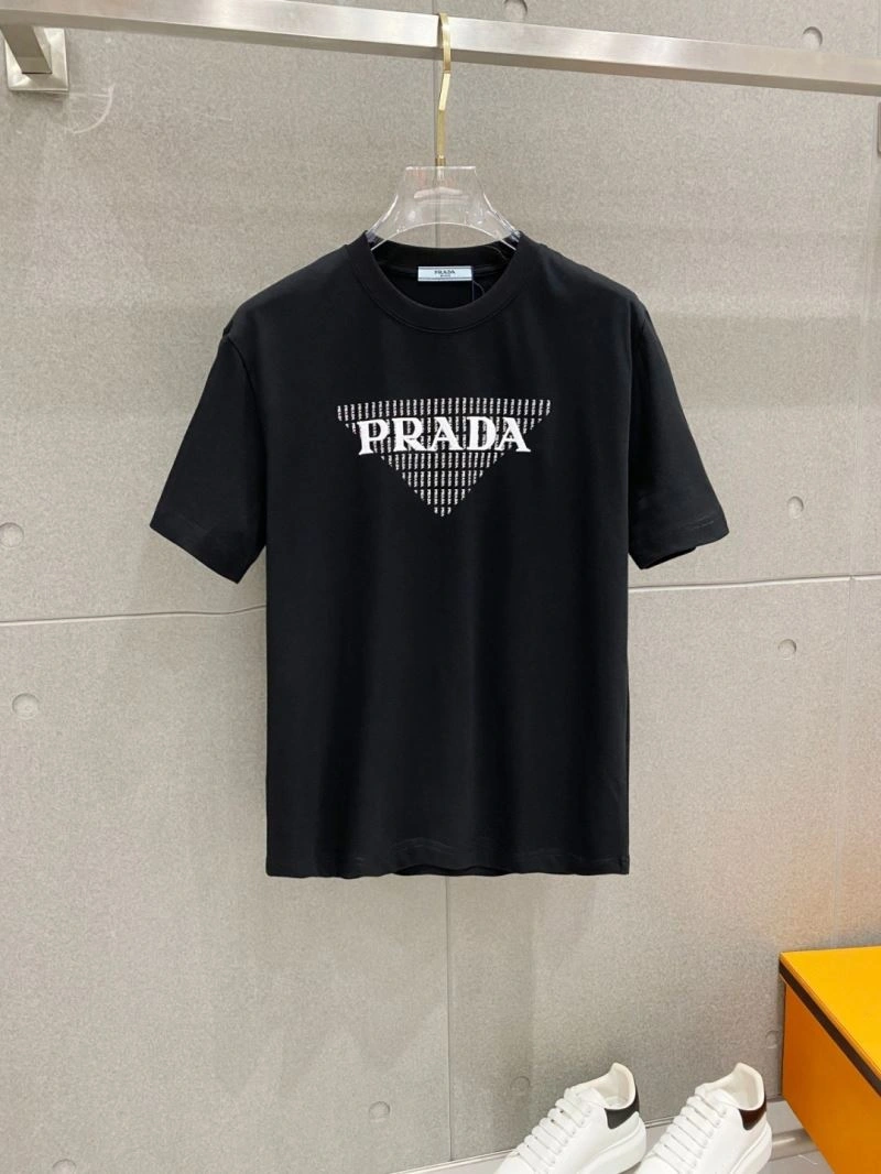 Youthful Prada T-Shirts 170545