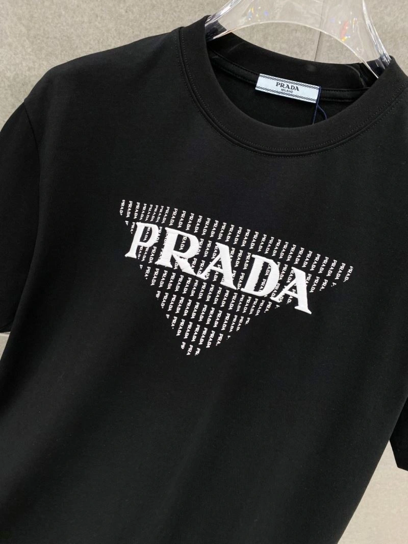 Youthful Prada T-Shirts 170545