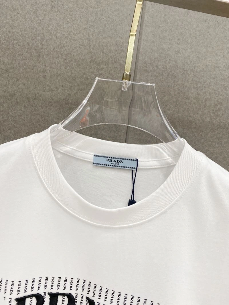 Prada T-Shirts Neat 170554