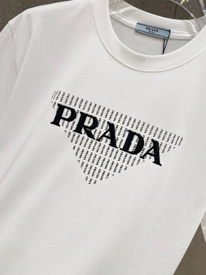 Prada T-Shirts Neat 170554