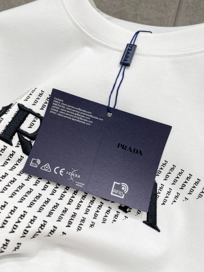 Prada T-Shirts Neat 170554