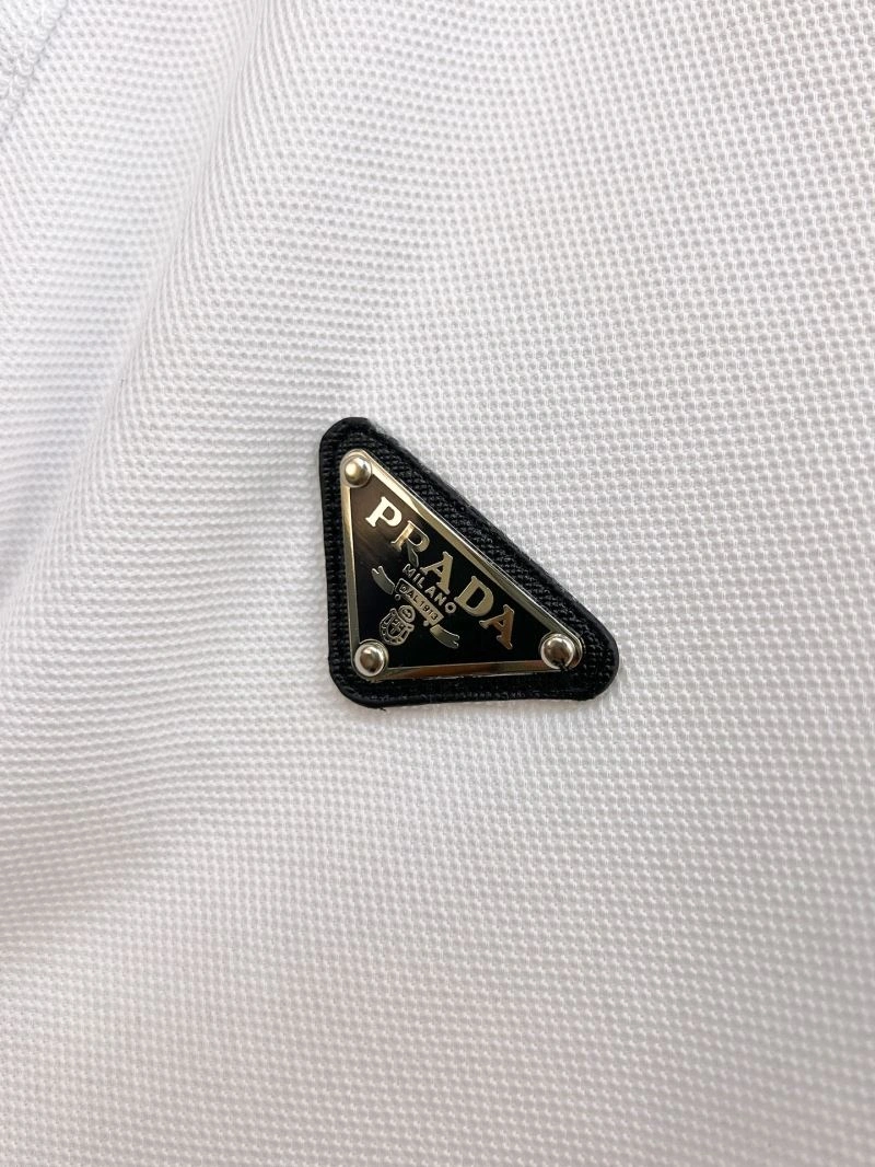 Premium Prada T-Shirts 170550